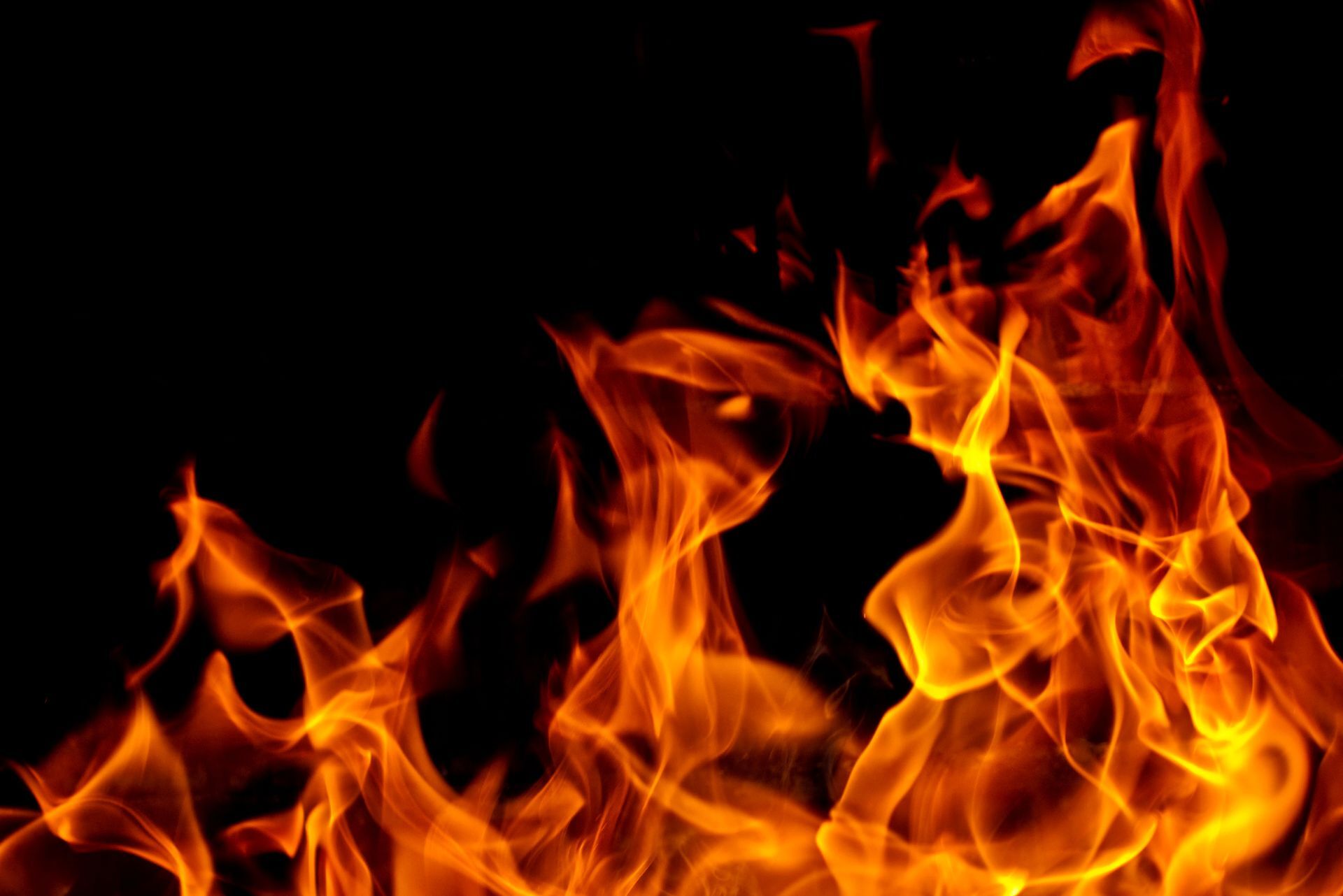 Uneven Heating and Yellow Flames